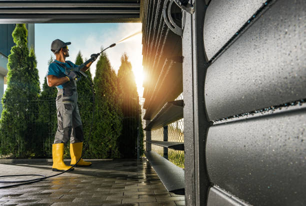 Professional Pressure Washing Services in Fairview, CA